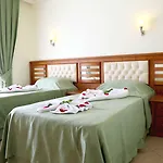 Club Karakas Apart Otel