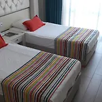 Tropikal Hotel