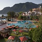 Marti Resort Deluxe Hotel