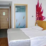 Marbella Hotel