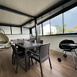Super Luks, Denize 100 Metre, Ruya Evi 2