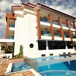 Supreme Hotel