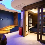 Lalila Blue Suites