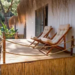 Z-Villas Beach Hotel