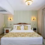 Joya Del Mar Hotel