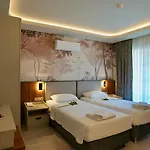 Ida Hotel