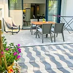 Ida Hotel