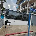 Super Luks, Denize 100 Metre, Ruya Evi 2