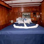 Atinayachting