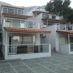 Dora Beach Turunc