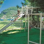 Dora Beach Turunc