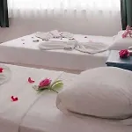 Maxin Apartments