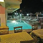 Hotel Domino Palace