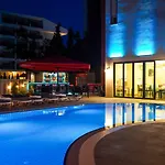 Seren Sari Hotel