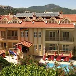 Hibiscus Apartments