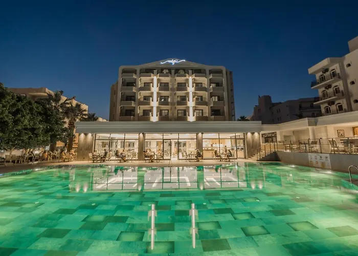 Premier Nergis Beach & Spa