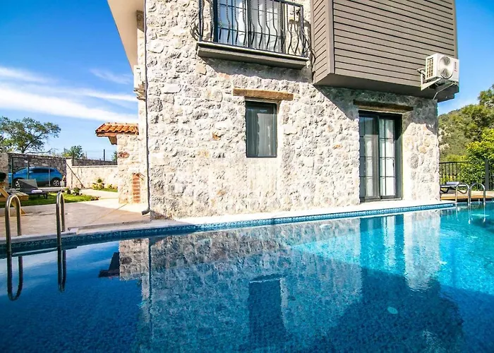 Dadya Villa 4 - Marmaris Turgut Da Oezel Havuzlu Denize Yakin Lueks Villa