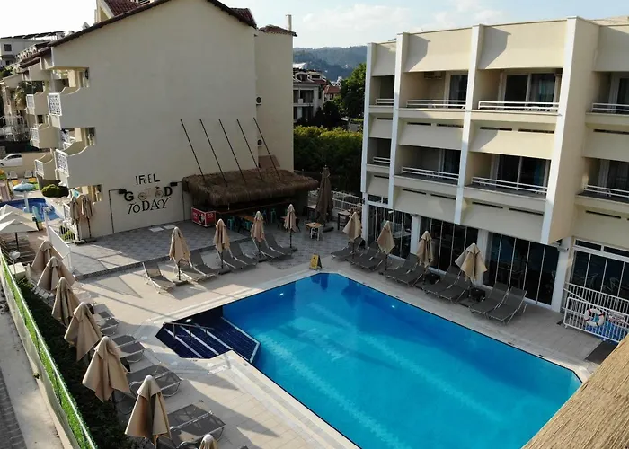 Blue Palace Apart Hotel
