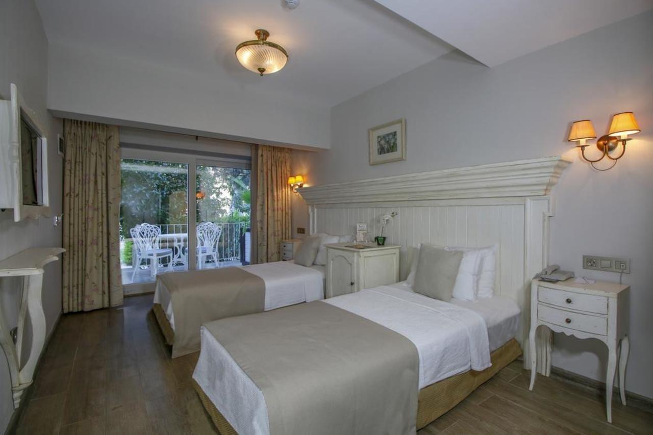 Hotel Joya Del Mar 4*