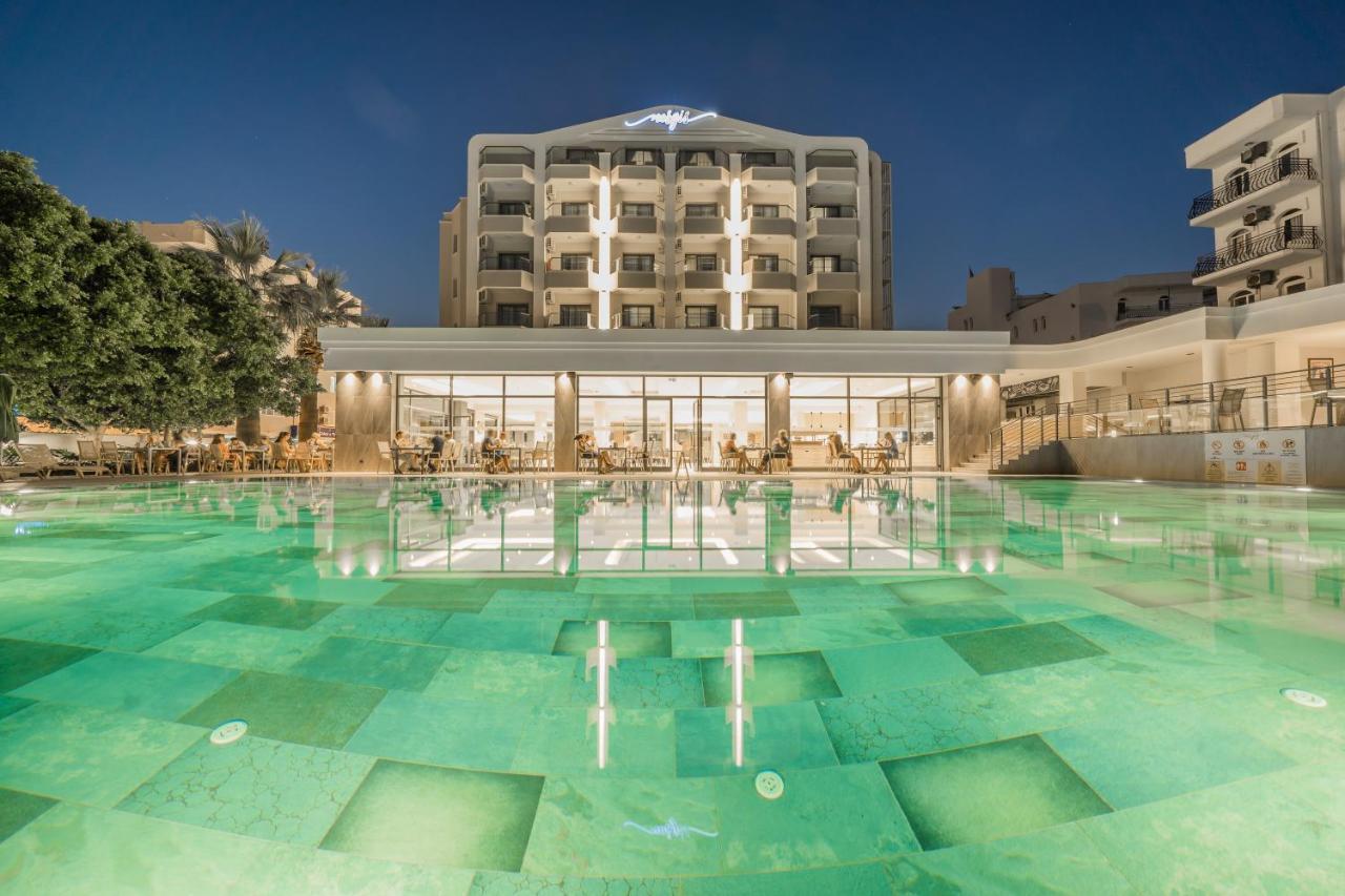Hotel Premier Nergis & 4*
