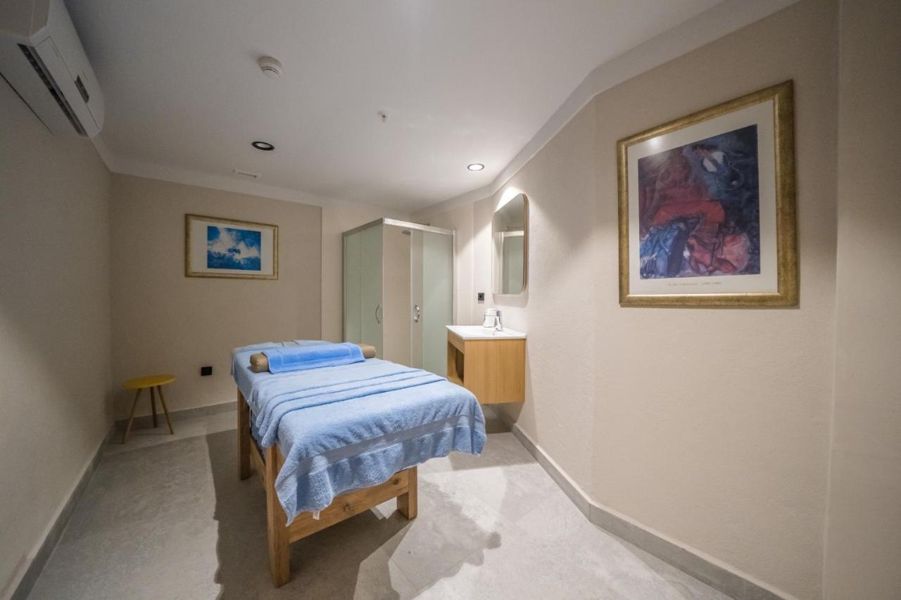 Hotel Premier Nergis & 4*
