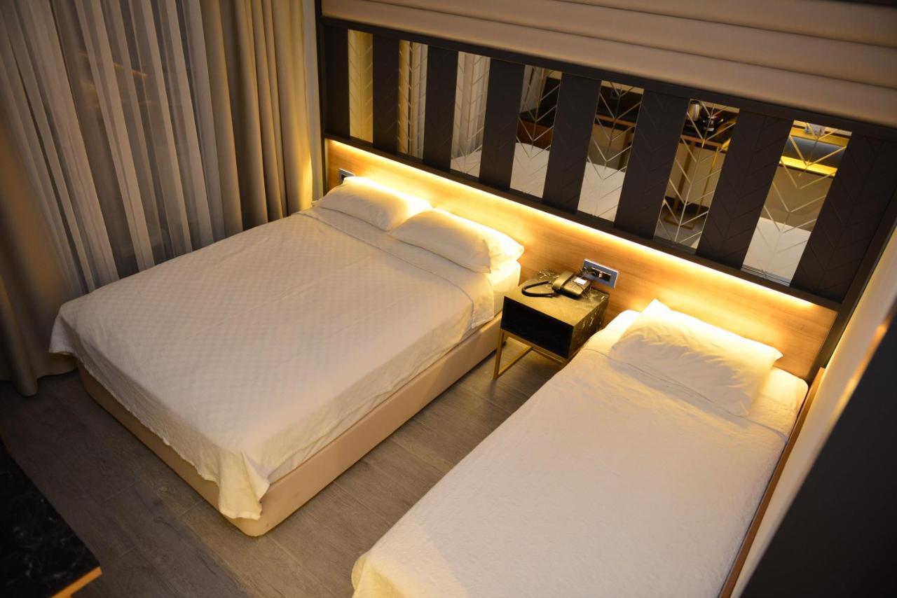 Oasis Hotel