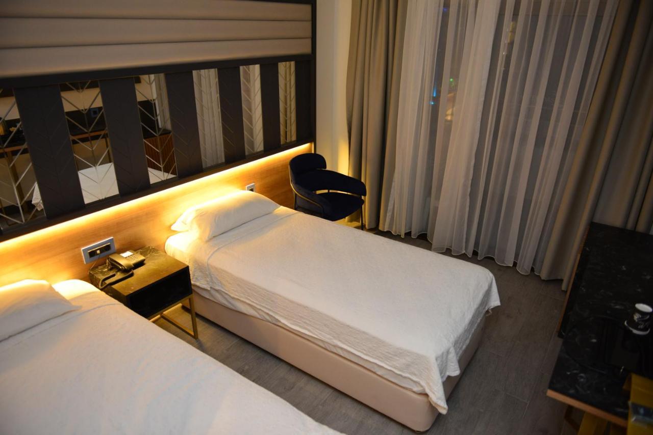 Oasis Hotel 3*