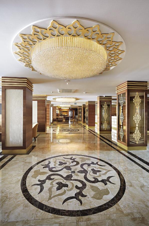 Emre & Emre Otel