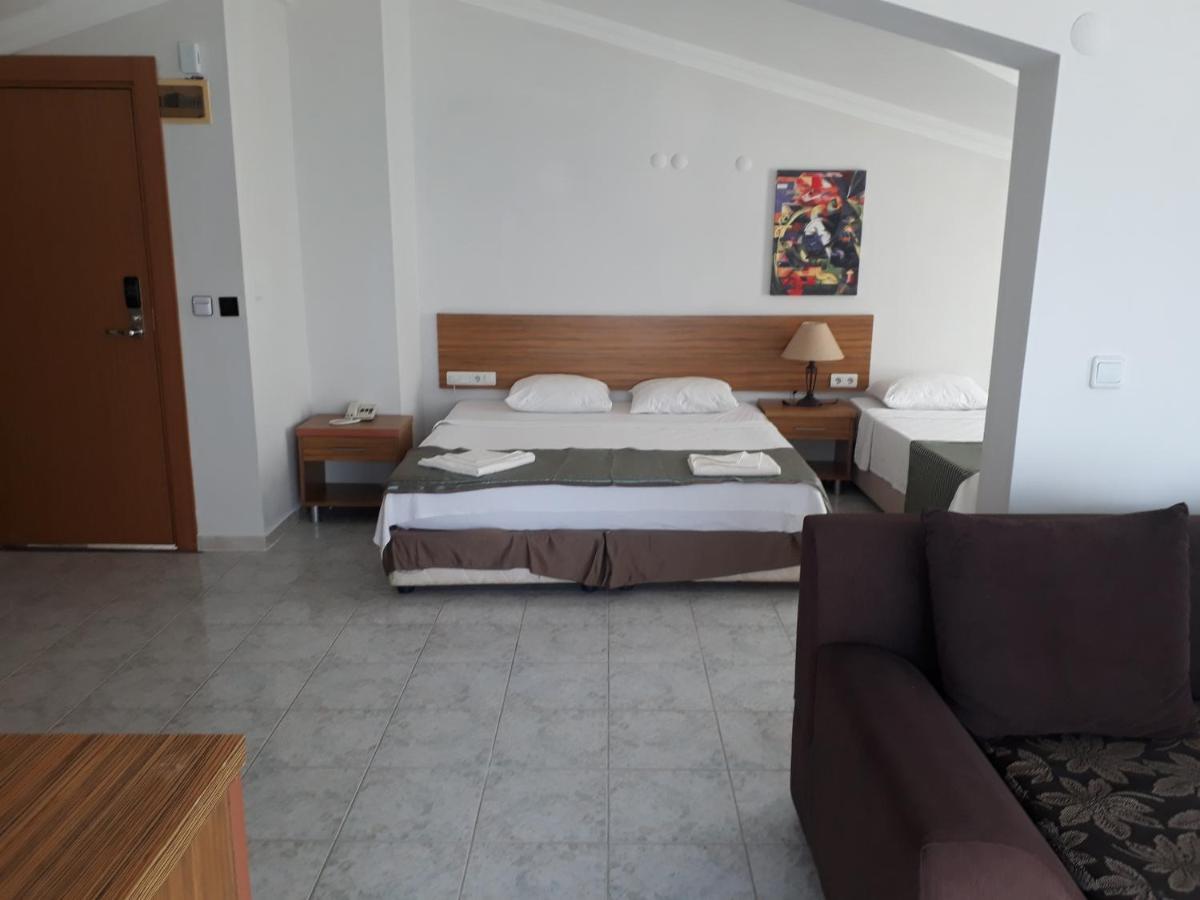 Hotel Mert Seaside (adults Only) 4*