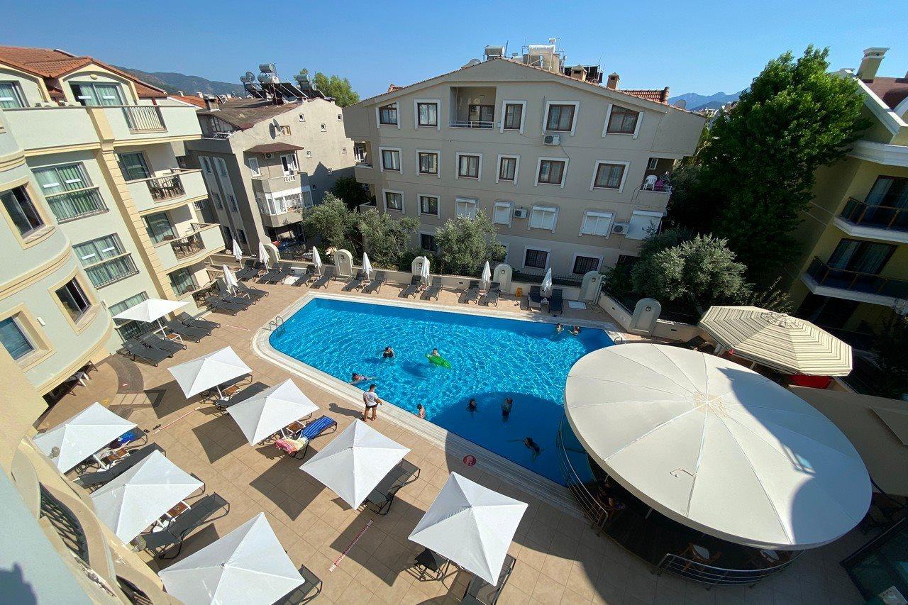 Isla Aparthotel 3*