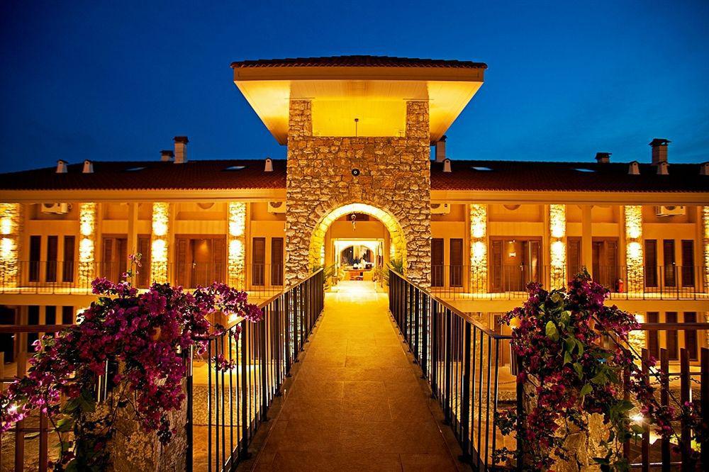 Marti Hemithea Hotel 4*