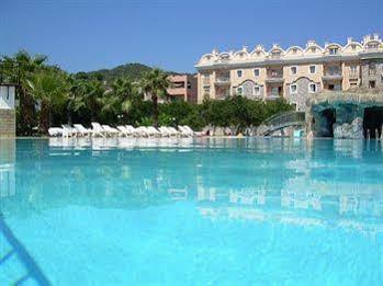Hotel Club Secret Garden 2*