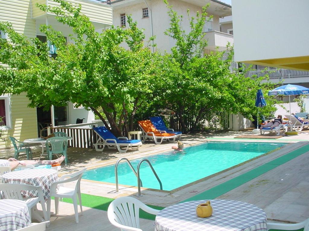 Marlin Apart Aparthotel 2*
