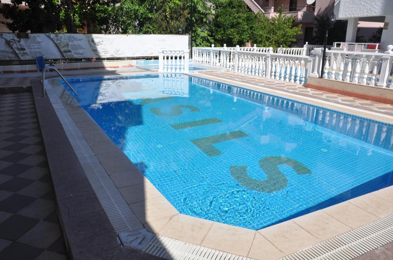 Basils Aparthotel Marmaris