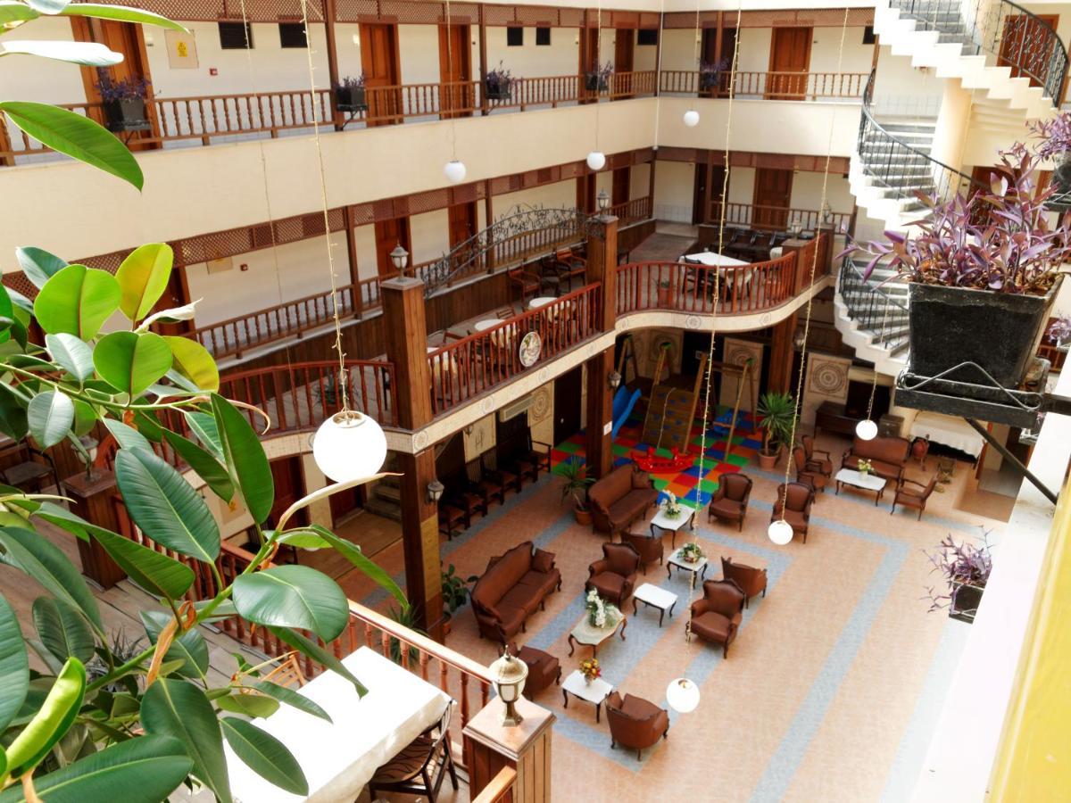 Ozcan Beach Hotel