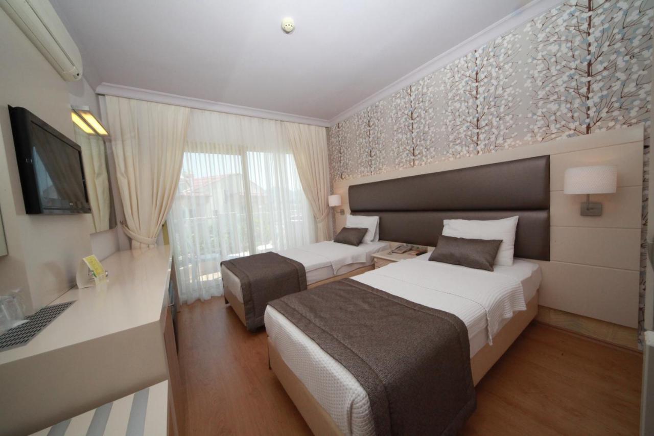 Grand Faros Hotel 4*