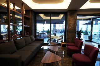 Hotel Candan 2*