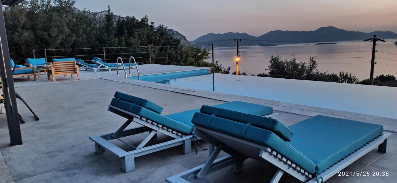Villa Saranda