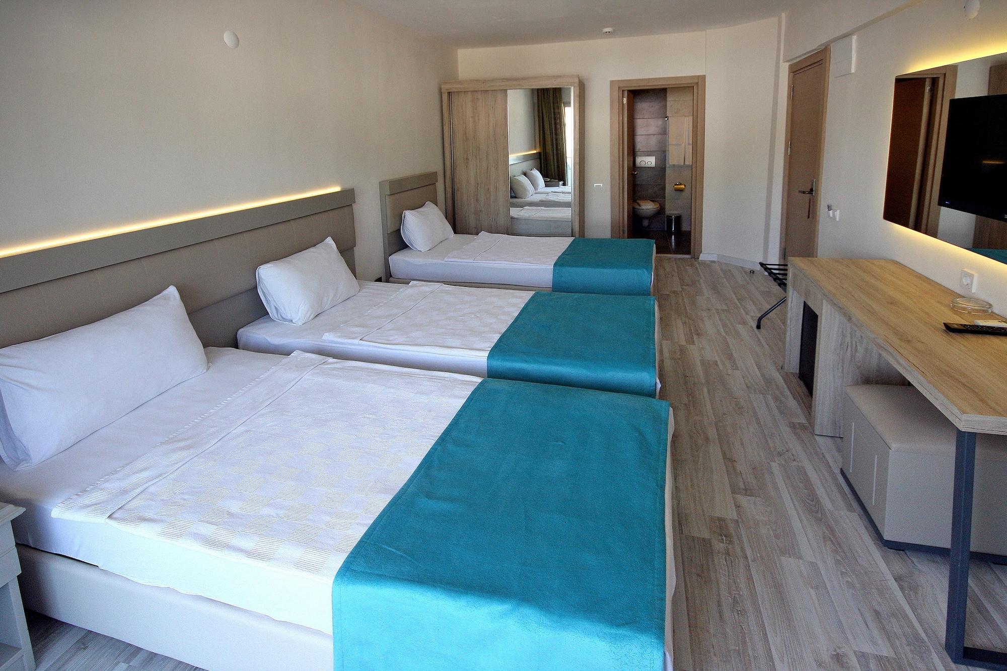 Hotel Palmea 4*