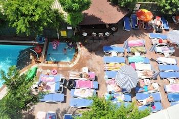 Hotel Blue Lagoon 2*