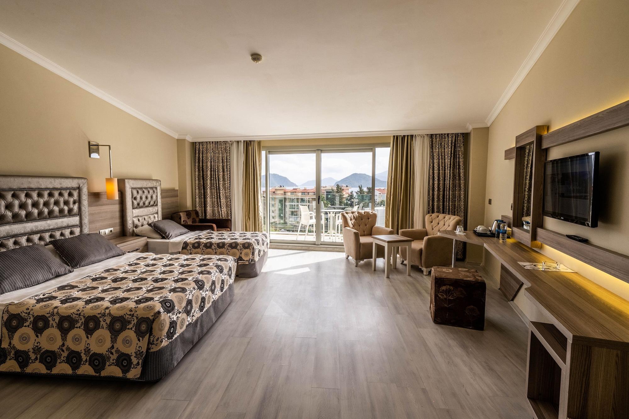 Nature Diamond Hotel