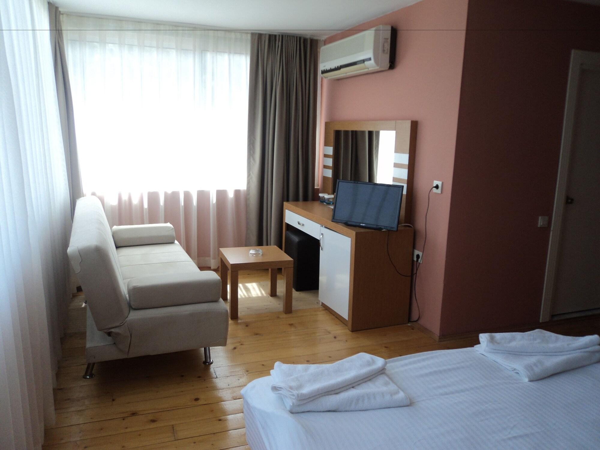 Monte Hotel 2*