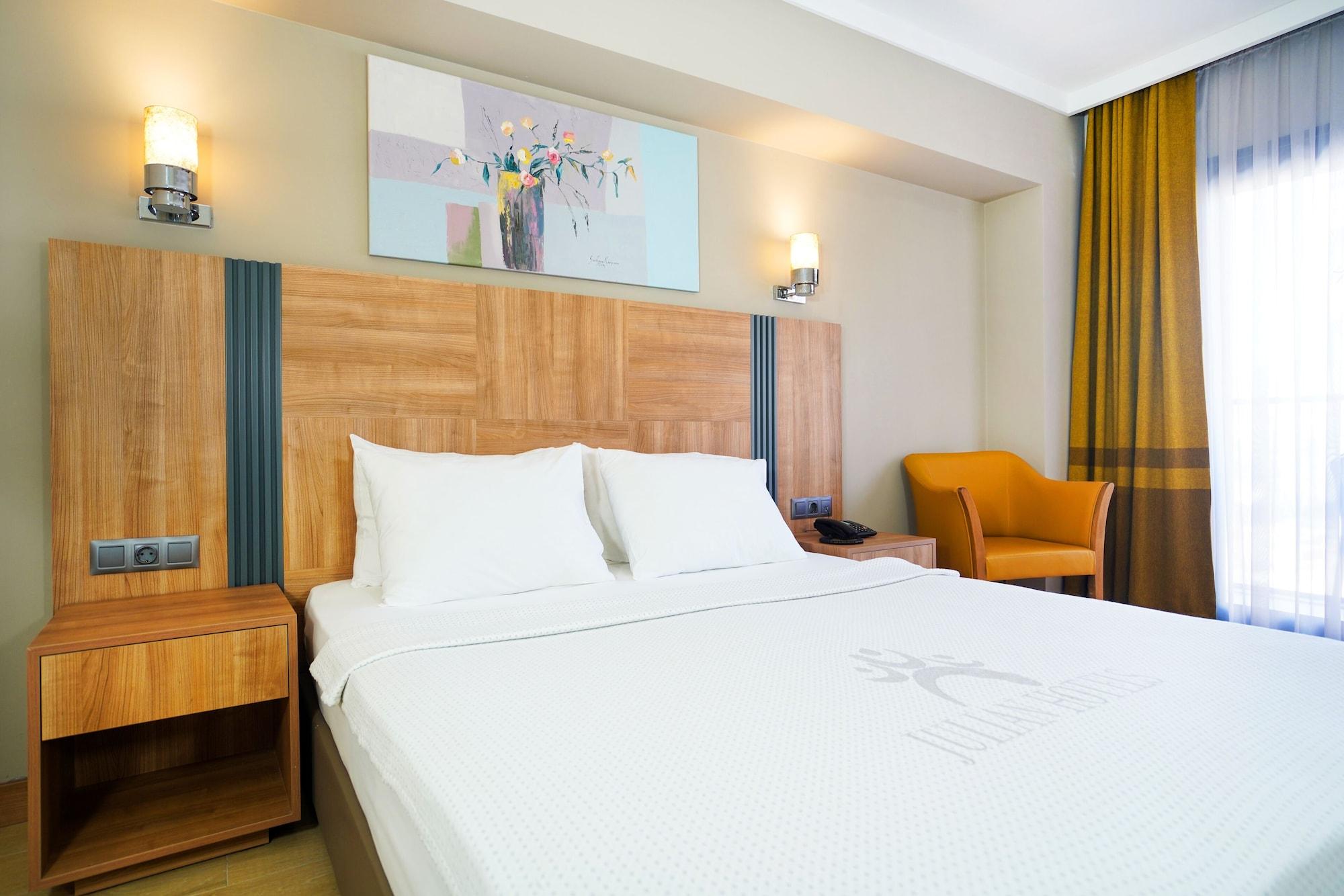 Hotel Julian Club