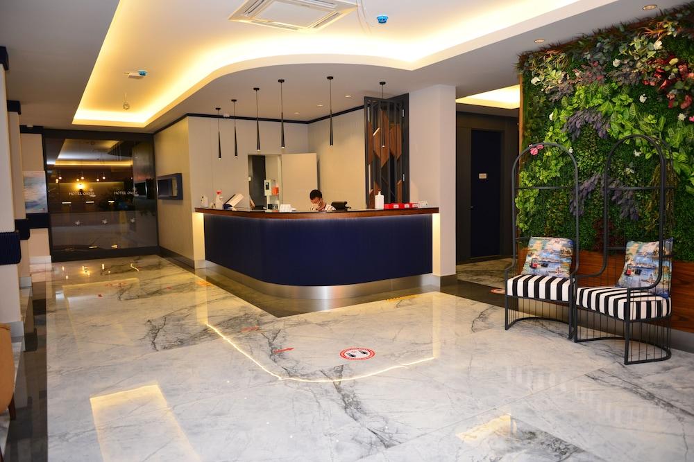 Hotel Oasis 3*