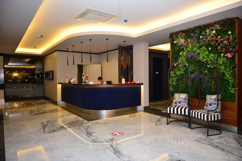 Hotel Oasis 3*