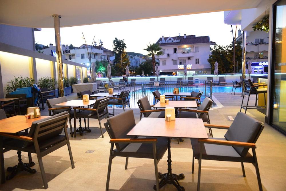 Oasis Marmaris