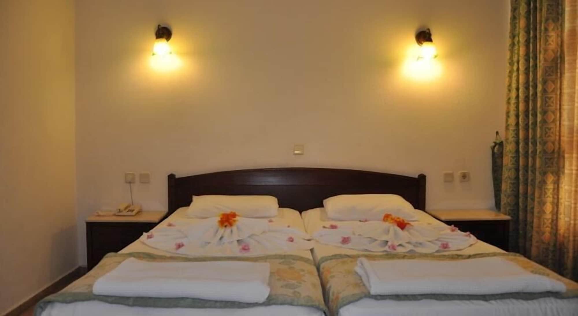 Club Turquoise Aparthotel 3*