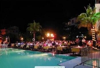 Club Turquoise Aparthotel