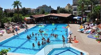 Apart Otel Club Turquoise 3*