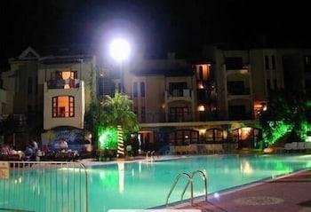 Aparthotel Club Turquoise 3*